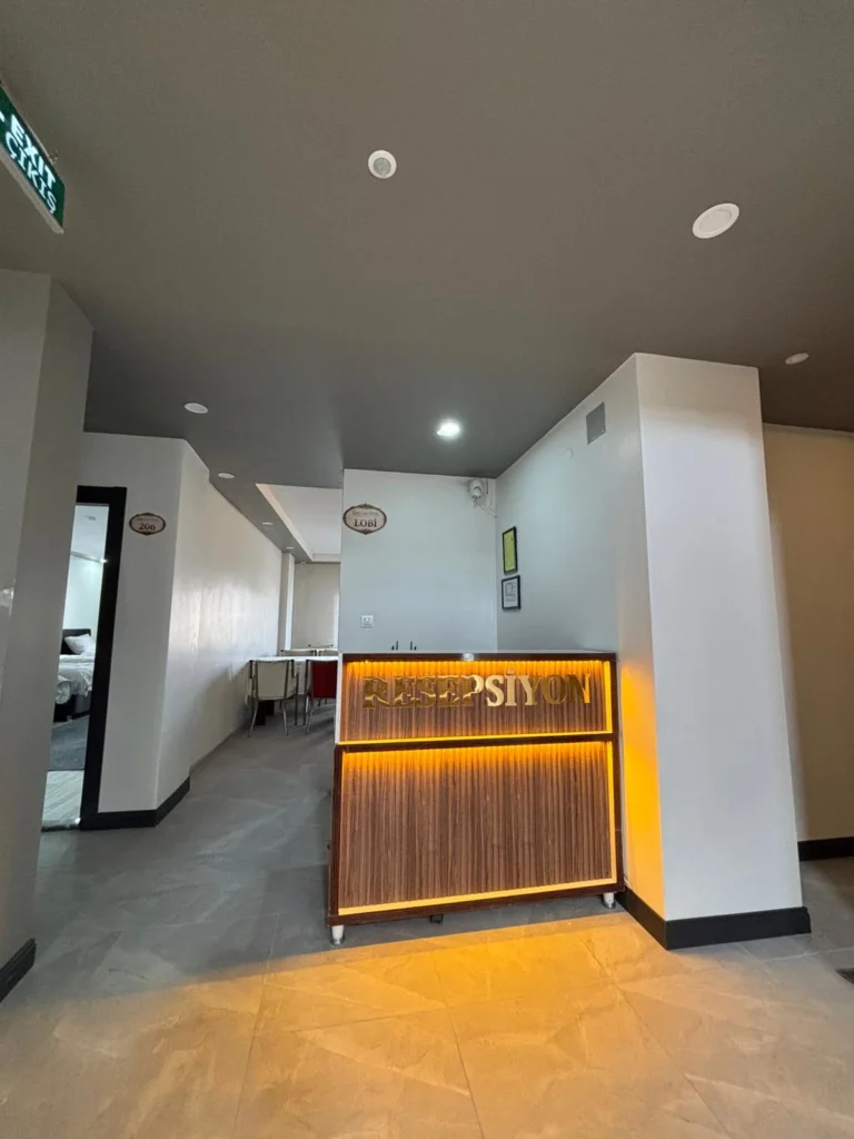 Erdem Otel resepsiyon ve karşılama alanı modern tasarım Sivas Şarkışla