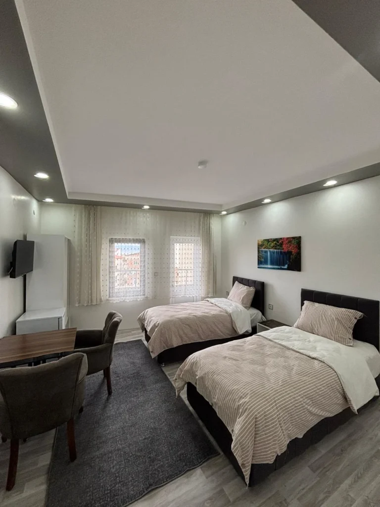 Erdem Otel iki yataklı geniş oda modern ve ferah görünüm Sivas Şarkışla
