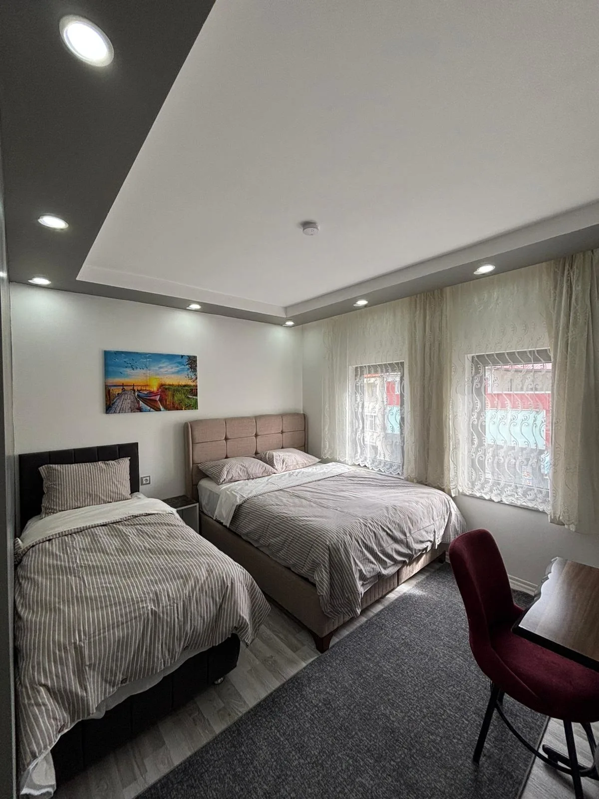 Erdem Otel İki Ayrı Yataklı Oda